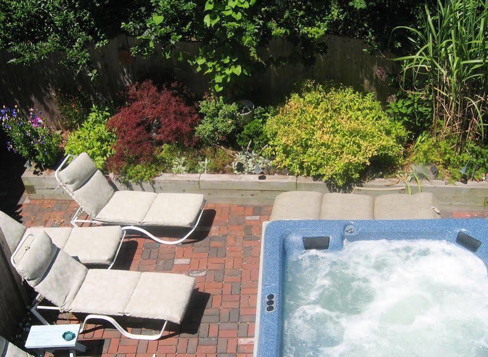Admiral'S Landing (Adults Only) Bed and Breakfast Provincetown Faciliteiten foto